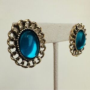 Vintage Oval Teal Green Cabochon Earrings Gold Chain Frame Post 1.25” Retro